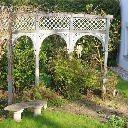 Kutscherhaus Waldtor Holiday home *