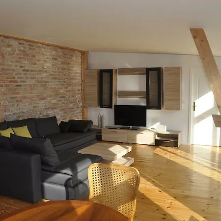 Holiday home Kutscherhaus Waldtor Biesenthal
